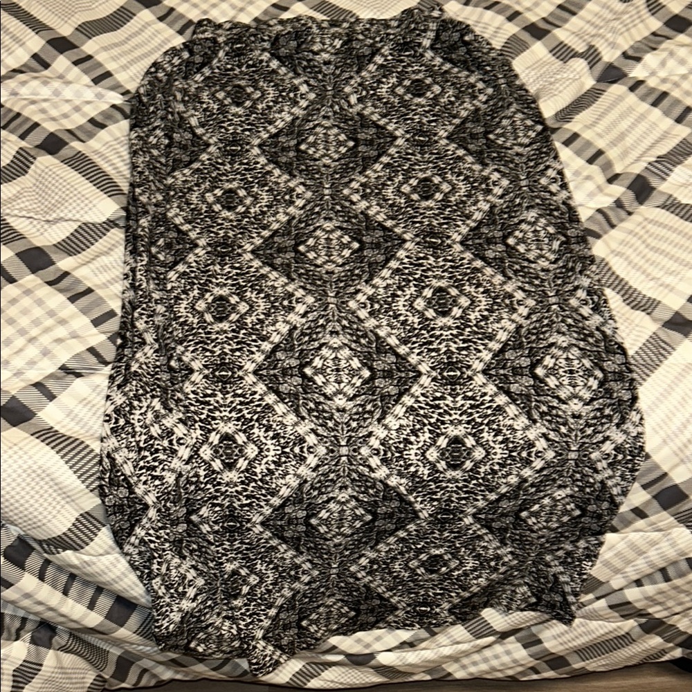 Just Be Black and White Ruched Bubble Midi Skirt